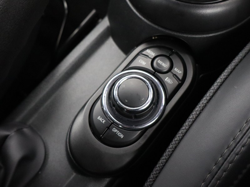 2023 (23) MINI HATCHBACK 1.5 Cooper Exclusive 5dr 5291050