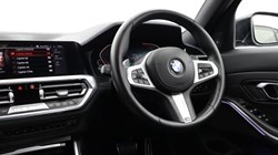 2019 (19) BMW 3 SERIES 320d xDrive M Sport 4dr Step Auto 5301423