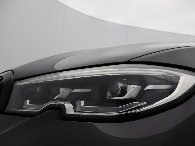 2019 (19) BMW 3 SERIES 320d xDrive M Sport 4dr Step Auto 5301404