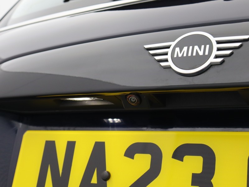 2023 (23) MINI HATCHBACK 1.5 Cooper Exclusive 3dr 5328250