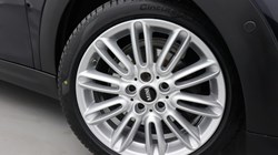 2023 (23) MINI HATCHBACK 1.5 Cooper Exclusive 3dr 5328301