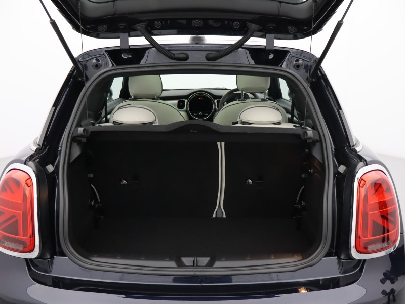 2023 (23) MINI HATCHBACK 1.5 Cooper Exclusive 3dr 5328251