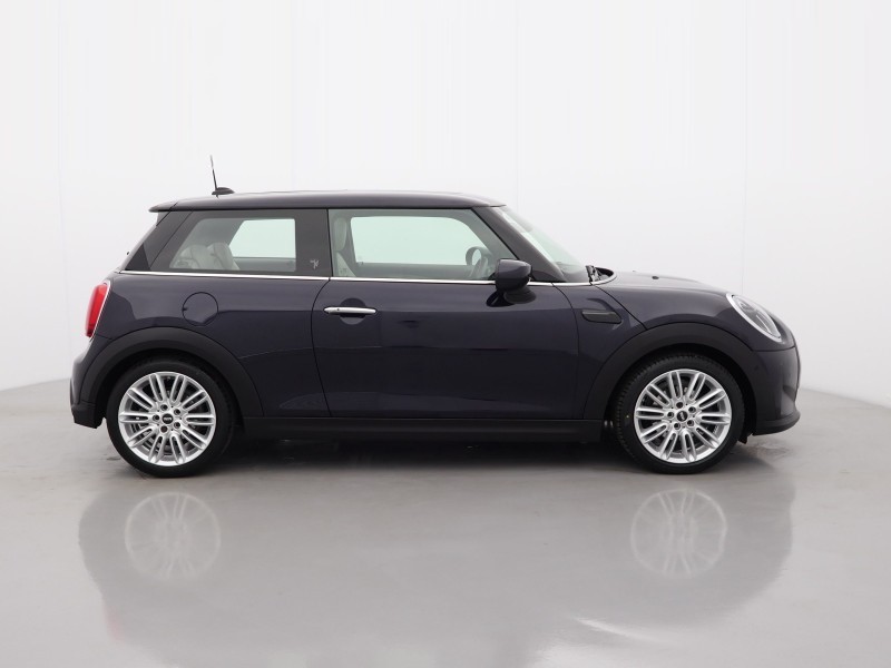2023 (23) MINI HATCHBACK 1.5 Cooper Exclusive 3dr 5329520