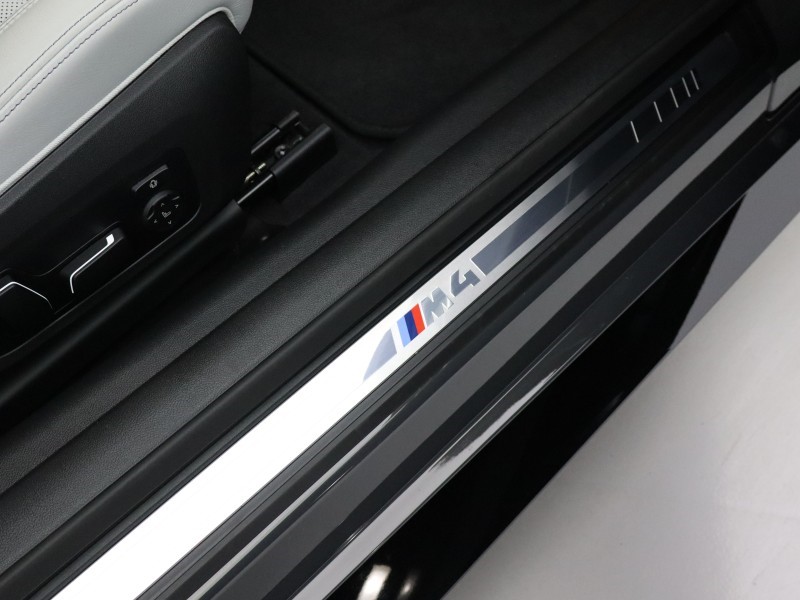 2026 (26) BMW M4 xDrive 530 Competition M 2dr Step Auto 5321167
