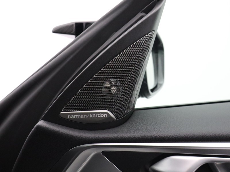2026 (26) BMW M4 xDrive 530 Competition M 2dr Step Auto 5321170