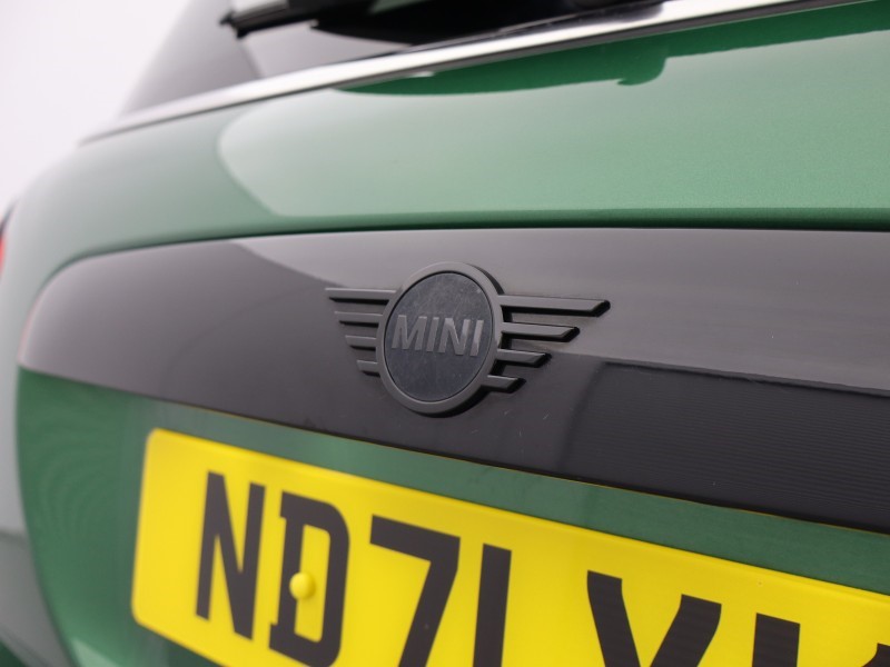 2021 (71) MINI HATCHBACK 1.5 Cooper Sport 3dr 5390369