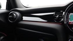 2021 (71) MINI HATCHBACK 1.5 Cooper Sport 3dr 5390398