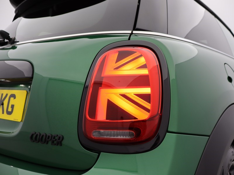 2021 (71) MINI HATCHBACK 1.5 Cooper Sport 3dr 5390367
