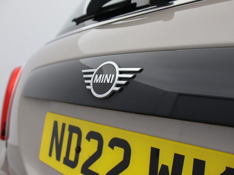 2022 (22) MINI HATCHBACK 1.5 Cooper Classic 3dr 5387846