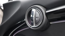 2022 (22) MINI HATCHBACK 1.5 Cooper Classic 3dr 5387853