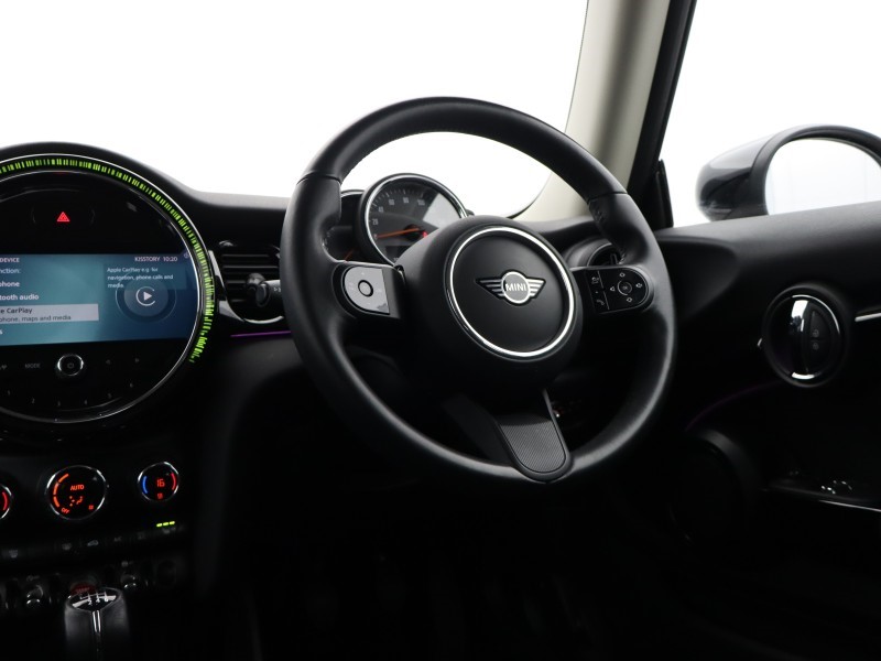 2022 (22) MINI HATCHBACK 1.5 Cooper Classic 3dr 5387882