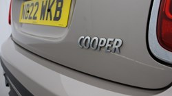 2022 (22) MINI HATCHBACK 1.5 Cooper Classic 3dr 5387844