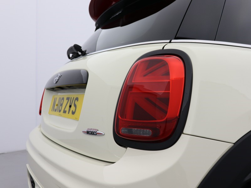 2018 (18) MINI HATCHBACK 2.0 John Cooper Works II 3dr 5310082