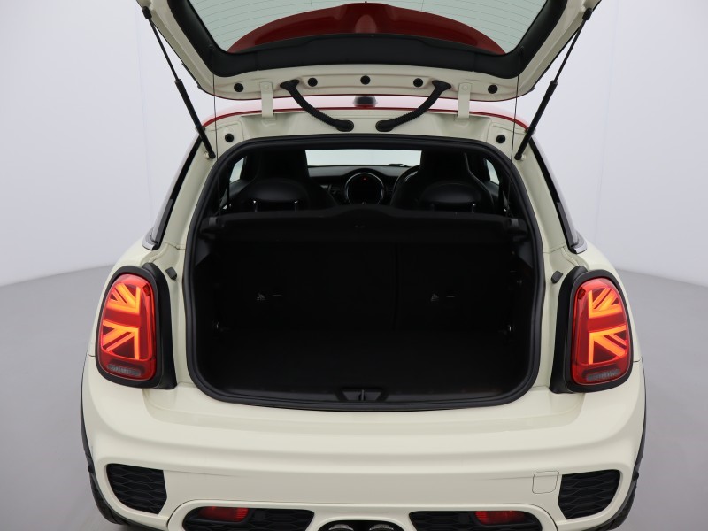 2018 (18) MINI HATCHBACK 2.0 John Cooper Works II 3dr 5310087