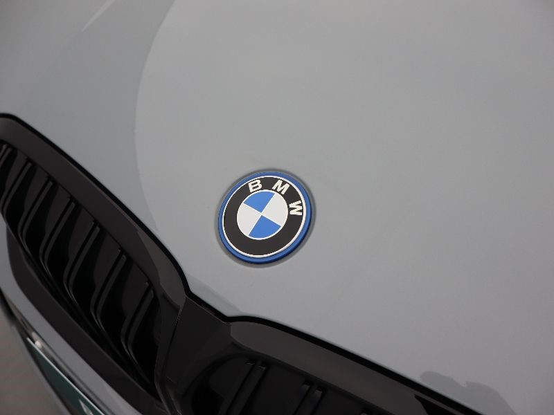 2024 (24) BMW 3 SERIES 330e xDrive M Sport 4dr Step Auto 5407601