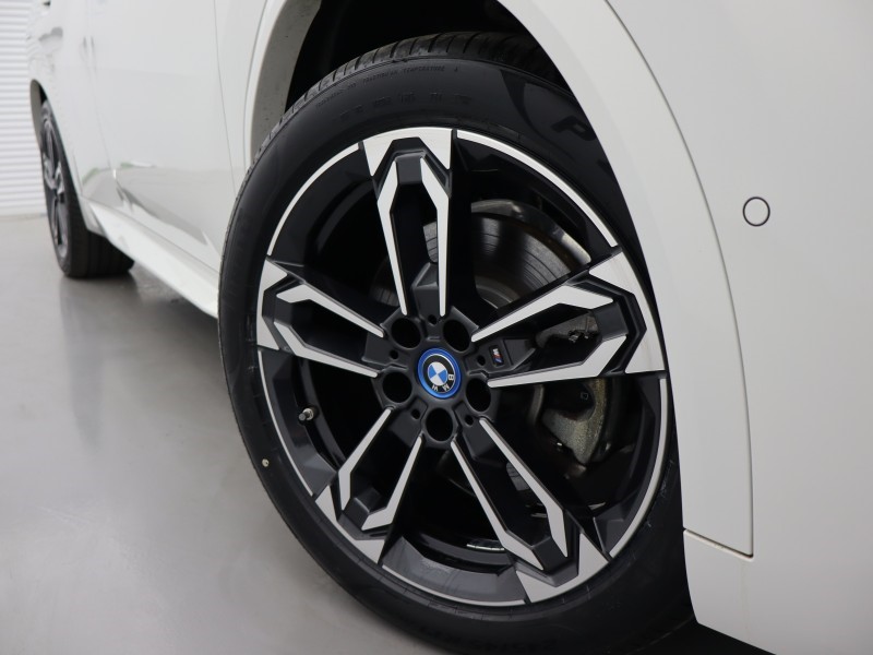 2024 (24) BMW iX2 230kW xDrive30 M Sport 65kWh 5dr Auto 5426043
