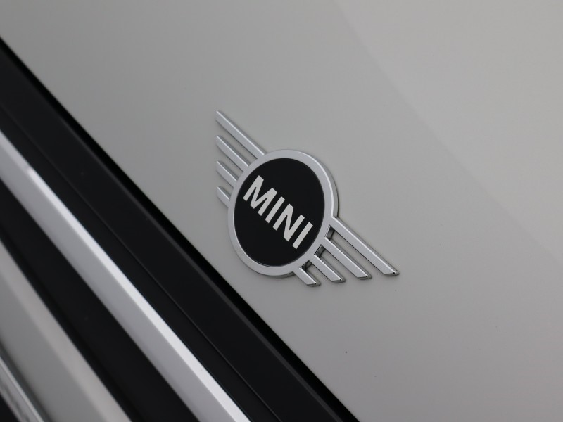 2022 (72) MINI HATCHBACK 1.5 Cooper Exclusive 5dr Auto 5428777