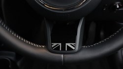 2022 (72) MINI HATCHBACK 1.5 Cooper Exclusive 5dr Auto 5428818