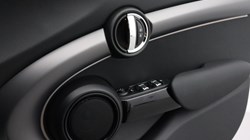 2022 (72) MINI HATCHBACK 1.5 Cooper Exclusive 5dr Auto 5428783