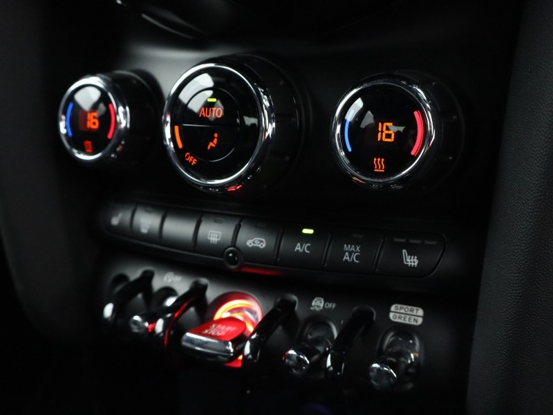 2022 (72) MINI HATCHBACK 1.5 Cooper Exclusive 5dr Auto 5428805