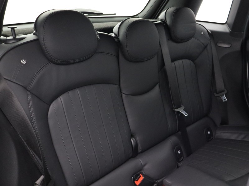2022 (72) MINI HATCHBACK 1.5 Cooper Exclusive 5dr Auto 5428793