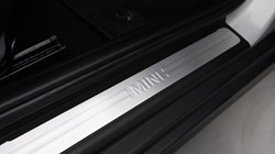 2022 (72) MINI HATCHBACK 1.5 Cooper Exclusive 5dr Auto 5428782