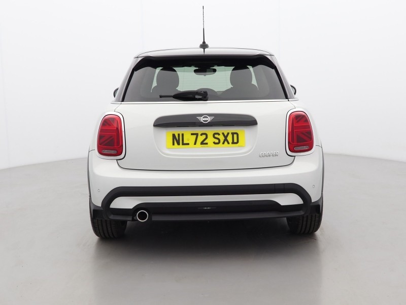 2022 (72) MINI HATCHBACK 1.5 Cooper Exclusive 5dr Auto 5428764