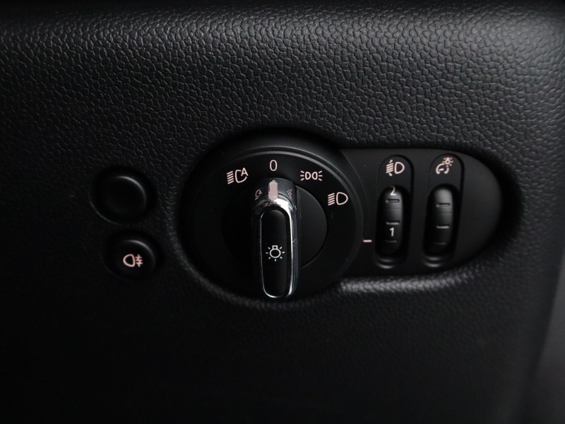 2022 (72) MINI HATCHBACK 1.5 Cooper Exclusive 5dr Auto 5428785