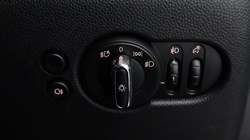 2022 (72) MINI HATCHBACK 1.5 Cooper Exclusive 5dr Auto 5428785
