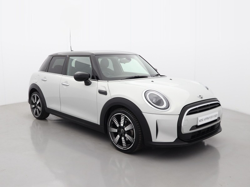 2022 (72) MINI HATCHBACK 1.5 Cooper Exclusive 5dr Auto
