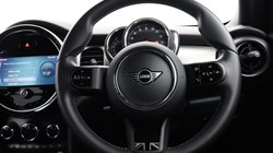 2022 (72) MINI HATCHBACK 1.5 Cooper Exclusive 5dr Auto 5428788