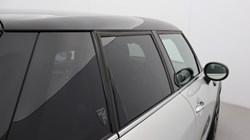 2022 (72) MINI HATCHBACK 1.5 Cooper Exclusive 5dr Auto 5428772