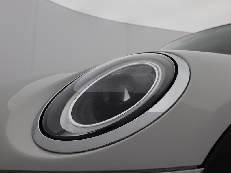 2022 (72) MINI HATCHBACK 1.5 Cooper Exclusive 5dr Auto 5428775
