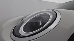2022 (72) MINI HATCHBACK 1.5 Cooper Exclusive 5dr Auto 5428775