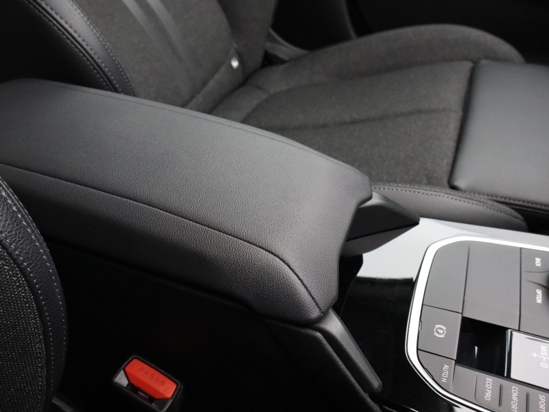 2022 (22) BMW 2 SERIES 218i [136] Sport 4dr DCT [Live Cockpit Prof] 5382351