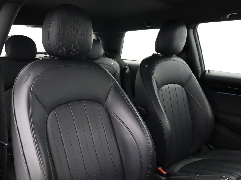 2021 (71) MINI HATCHBACK 1.5 Cooper Exclusive 3dr Auto 5360427
