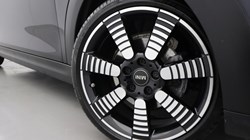 2021 (71) MINI HATCHBACK 1.5 Cooper Exclusive 3dr Auto 5360464