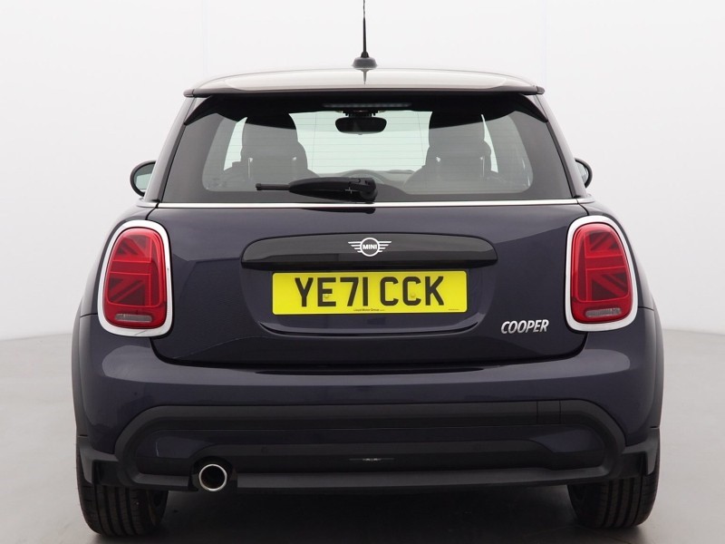 2021 (71) MINI HATCHBACK 1.5 Cooper Exclusive 3dr Auto 5360412