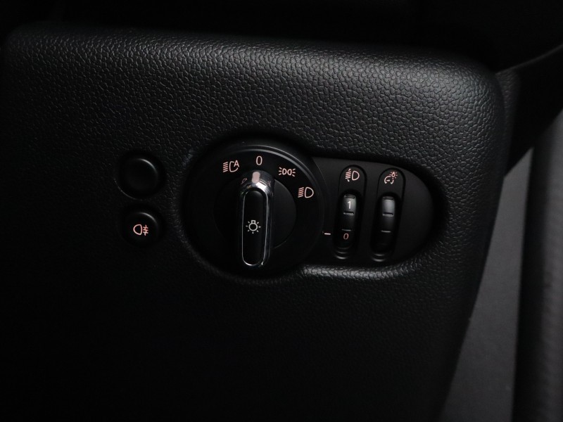 2021 (71) MINI HATCHBACK 1.5 Cooper Exclusive 3dr Auto 5360462