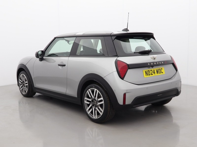 2024 (24) MINI COOPER 2.0 S Classic 3dr Auto