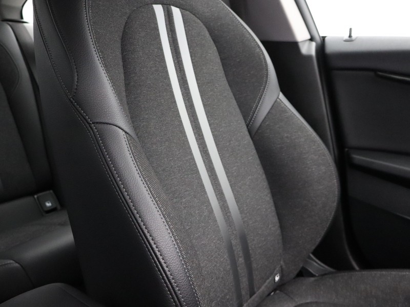 2022 (72) BMW 2 SERIES 218d Sport 4dr [Live Cockpit Prof] 5458028