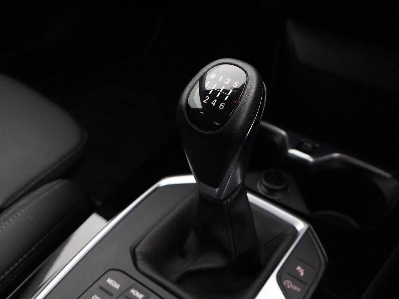 2022 (72) BMW 2 SERIES 218d Sport 4dr [Live Cockpit Prof] 5458015