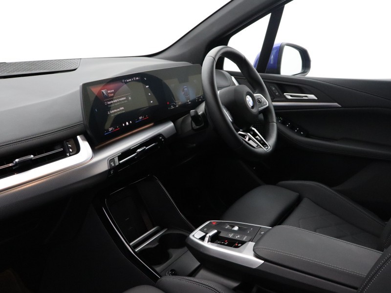 2025 (75) BMW 2 SERIES 220i MHT M Sport 5dr DCT 5439008