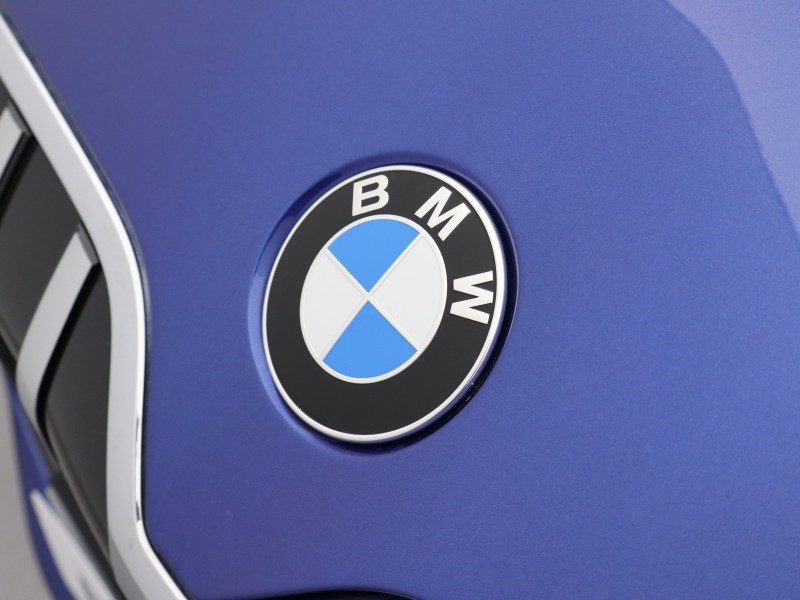 2025 (75) BMW 2 SERIES 220i MHT M Sport 5dr DCT 5438975