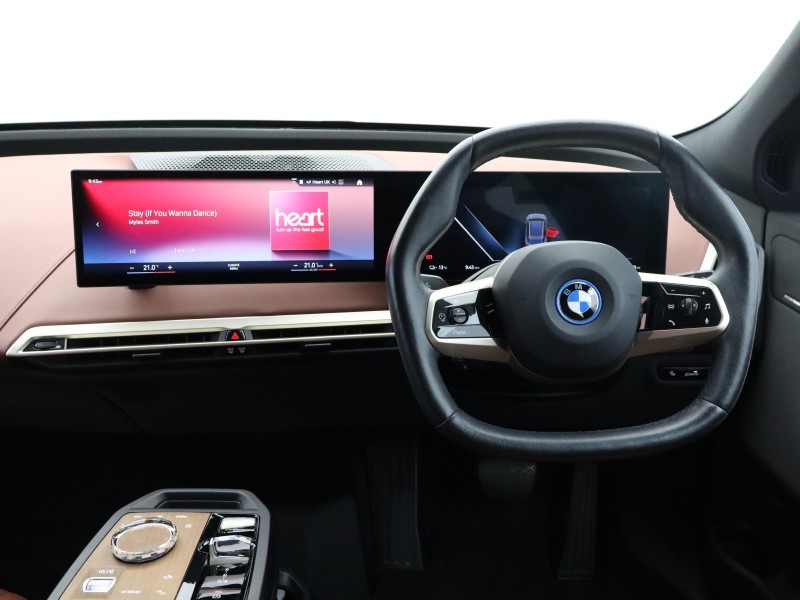 2021 (71) BMW iX 385kW xDrive50 M Sport 111.5kWh 5dr Auto 5497595