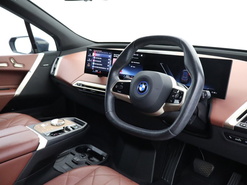 2021 (71) BMW iX 385kW xDrive50 M Sport 111.5kWh 5dr Auto 5497586