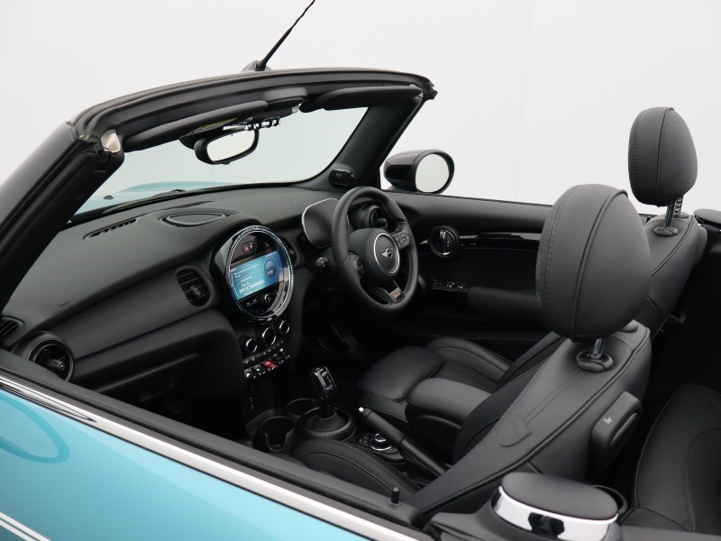 2024 (24) MINI CONVERTIBLE 2.0 Cooper S Seaside Edition 2dr Auto 5431311