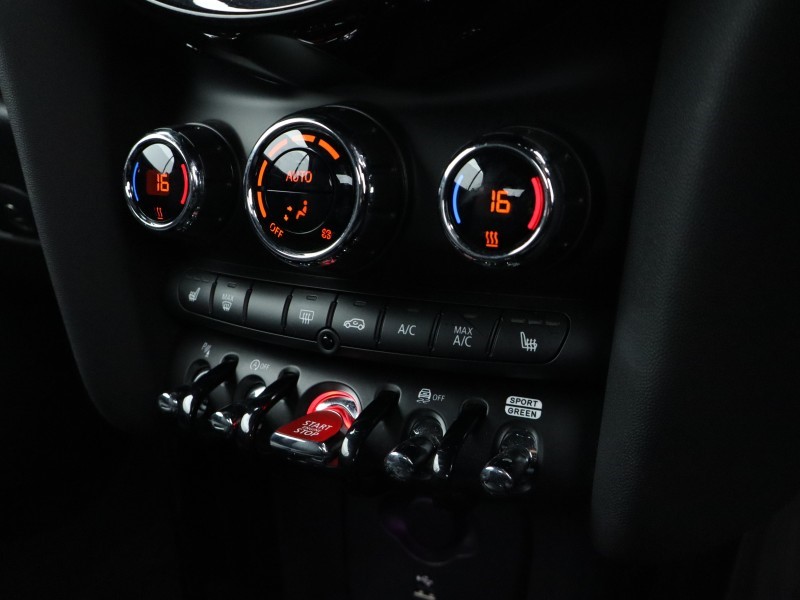 2024 (24) MINI CONVERTIBLE 2.0 Cooper S Seaside Edition 2dr Auto 5431338