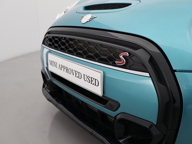2024 (24) MINI CONVERTIBLE 2.0 Cooper S Seaside Edition 2dr Auto 5431327