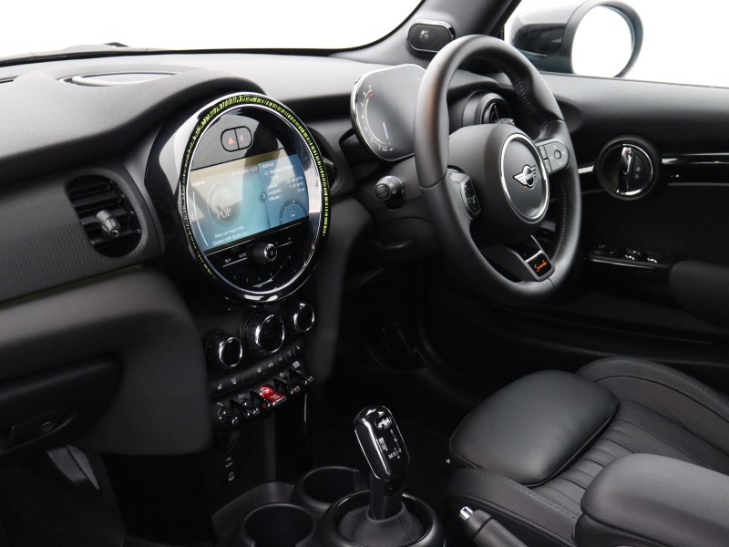 2024 (24) MINI CONVERTIBLE 2.0 Cooper S Seaside Edition 2dr Auto 5431372